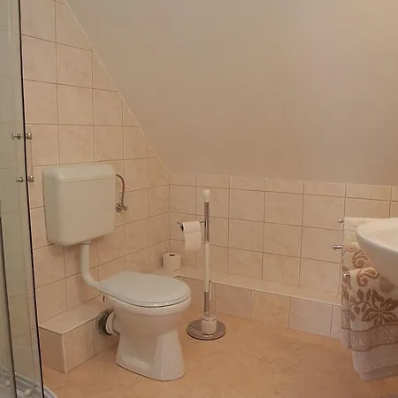 Andrea Apartmanhaz *