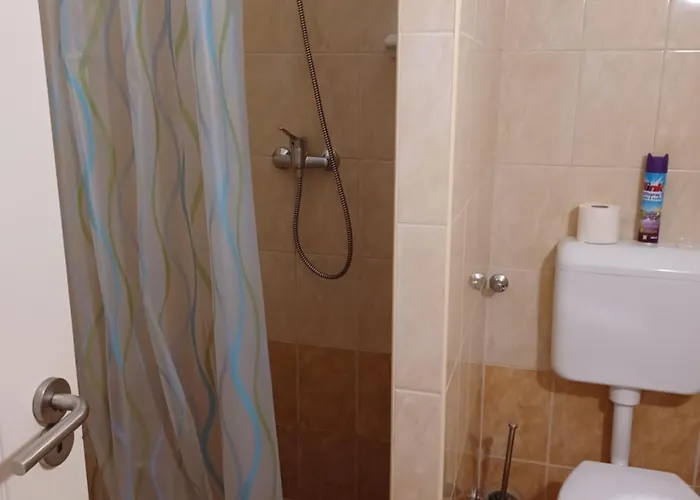 דירה Andrea Apartmanhaz *