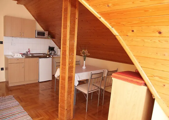 Διαμέρισμα Andrea Apartmanhaz