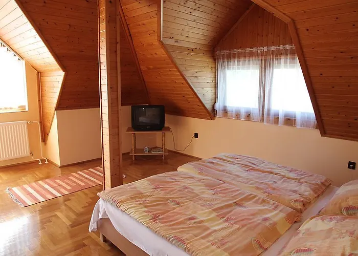 Andrea Apartmanhaz Διαμέρισμα