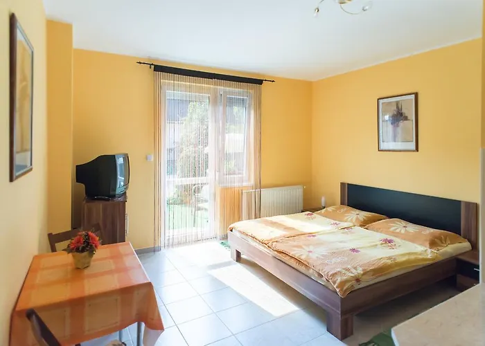 Andrea Apartmanhaz * Balatongyörök