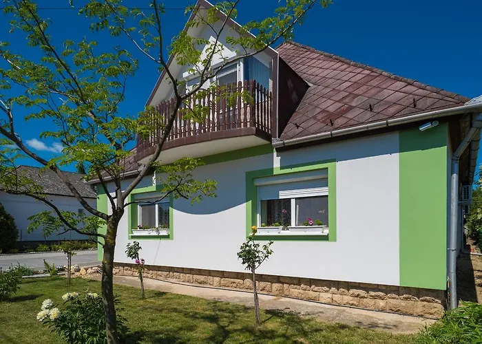 Andrea Apartmanhaz *