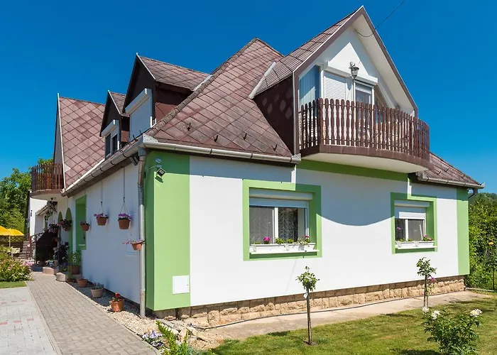 Διαμέρισμα Andrea Apartmanhaz